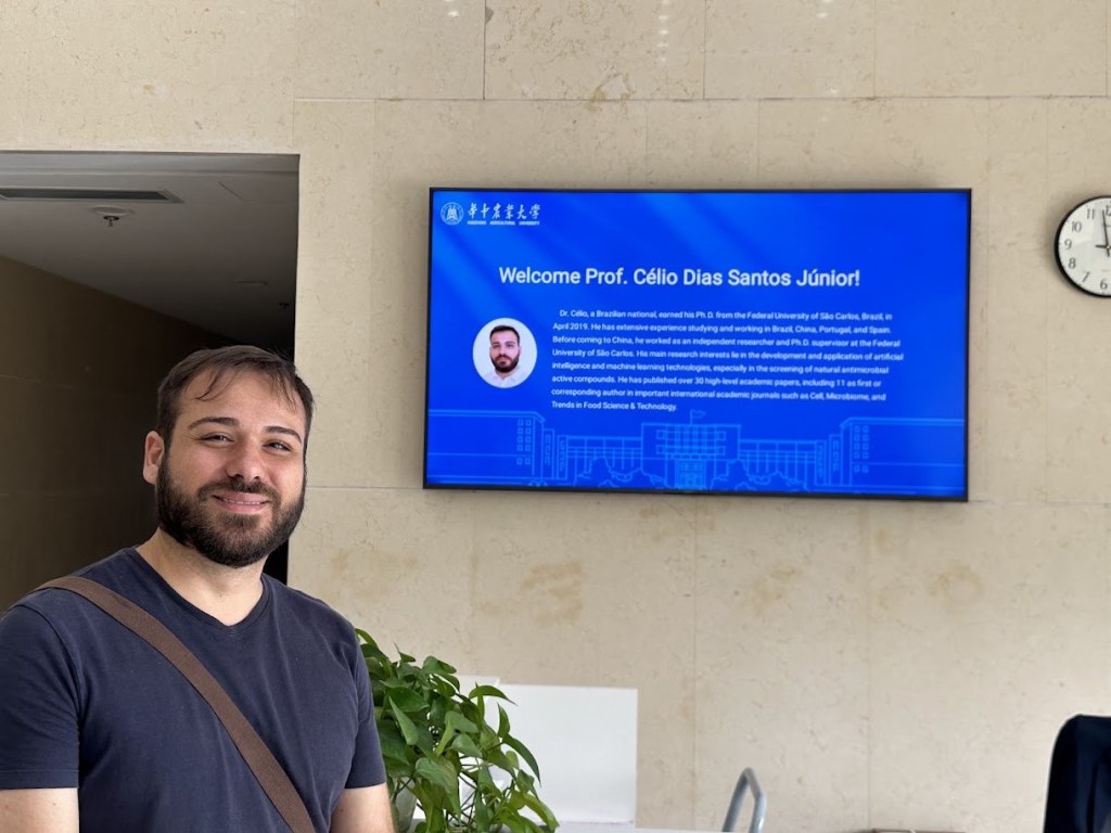 Dr. Célio Dias Santos Júnior Joins AI-Meat Lab at&nbsp;HZAU